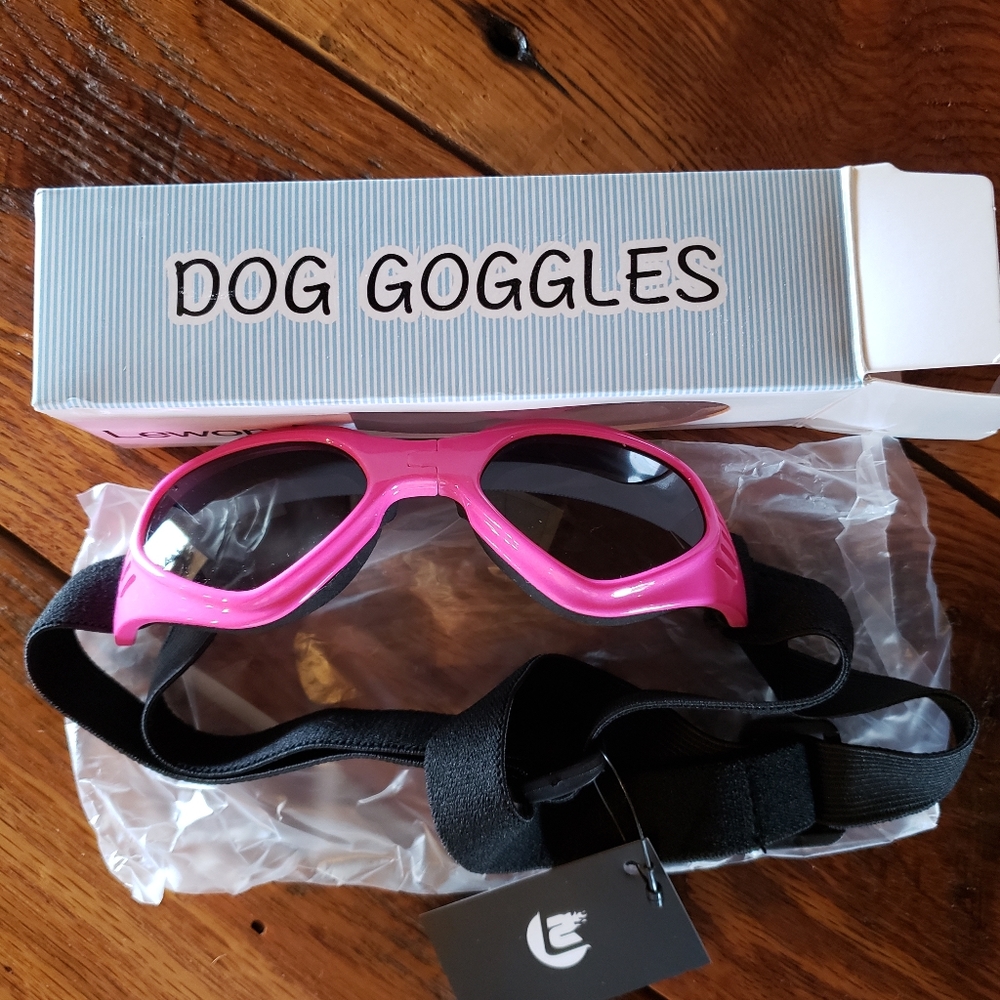 Dog goggles